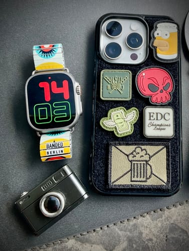 Customer photo review of Tactical Case Cordura Panel - iPhone 16 Reihe