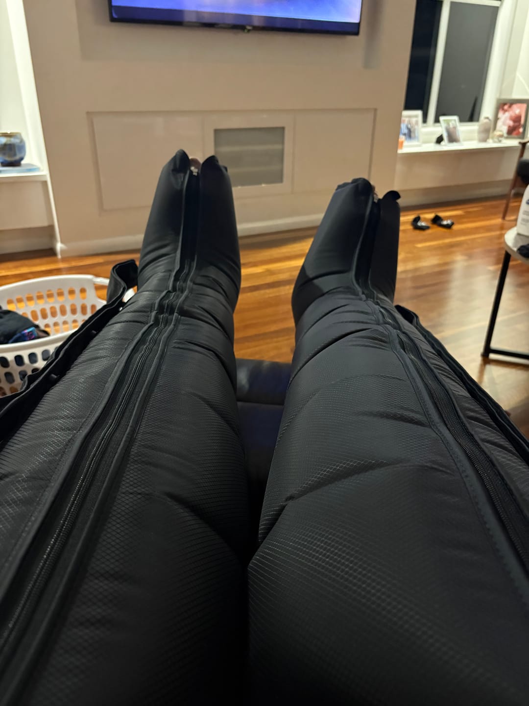 Customer photo review of RECHARGEABLE 6 Chamber Compression Boots 3.0