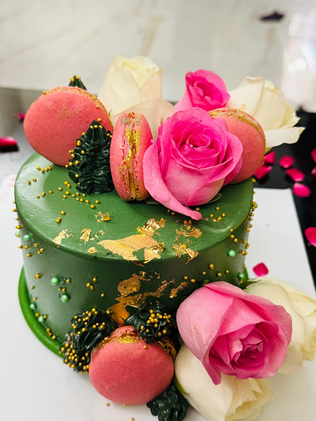 Customer photo review of Custom Floral Cake Online