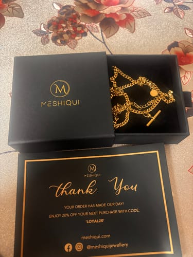 Customer photo review of The Velora Necklace