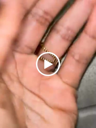 Customer video review of Anello "Occhi verde bosco"