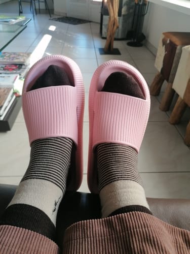 Customer photo review of Pantoufle Orthopédique Cloudly™