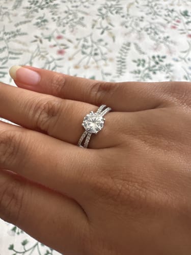 Customer photo review of Silver Midnight Glitter Ring