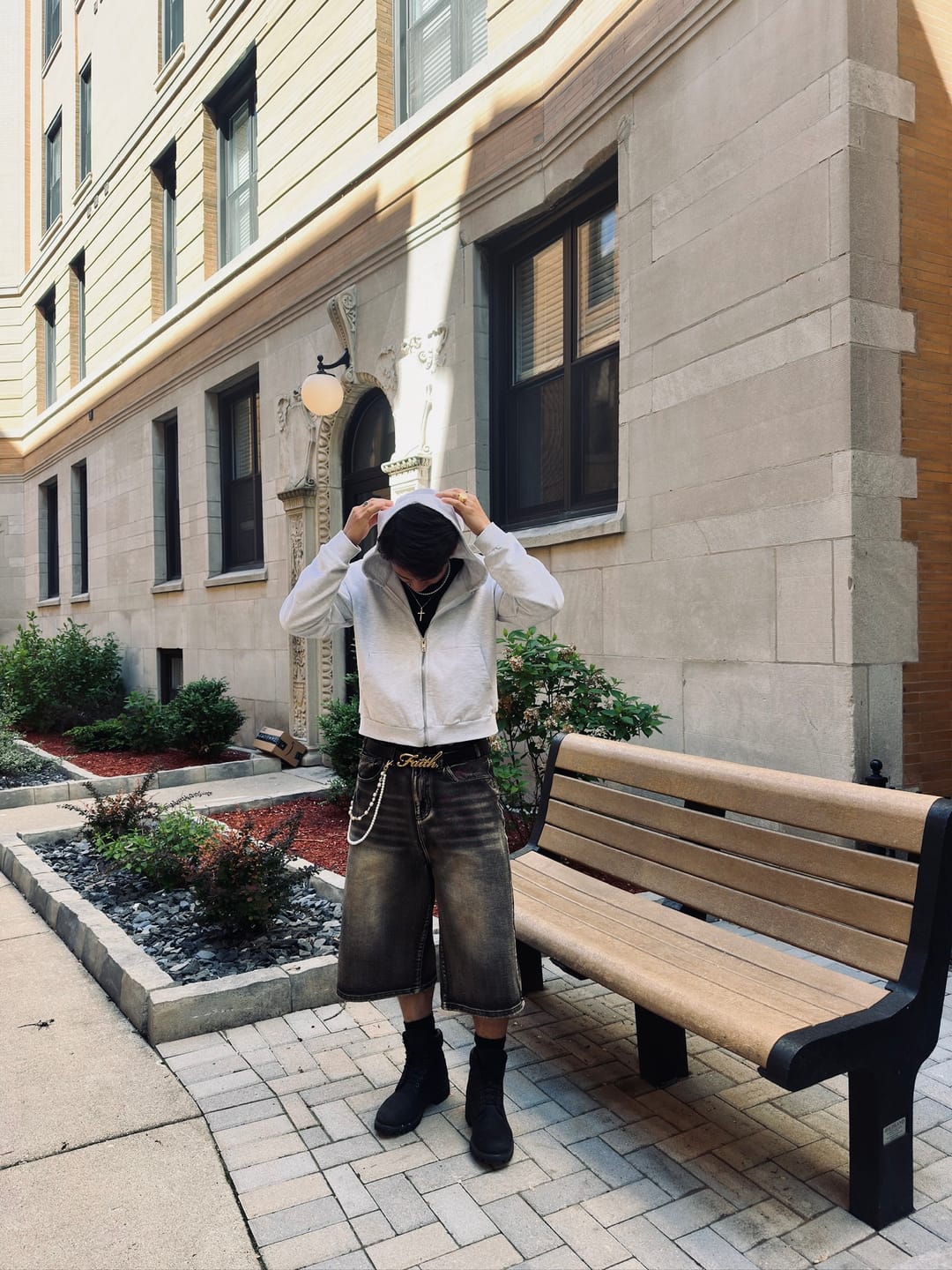 Customer photo review of Aelfric Eden Vintage Washed Longline Jorts