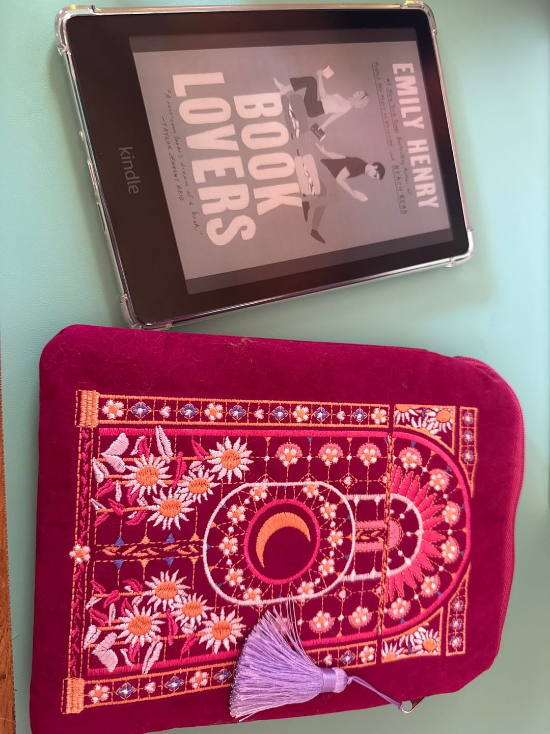 Customer photo review of Iridescence E-Reader Sleeve - Pink