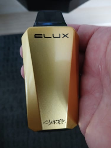 Customer photo review of ELUX - CyberOver - 15000 Bouffées - 2% de nicotine - Puff Jetable / Disposable