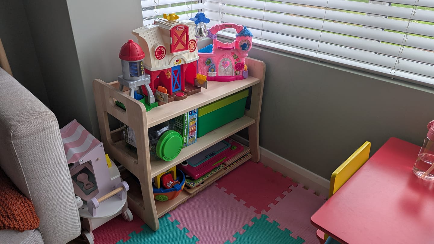 Customer photo review of Montessori Toy Storage