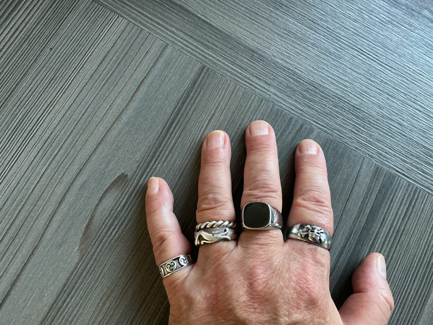 Customer photo review of CROSSBONE.
