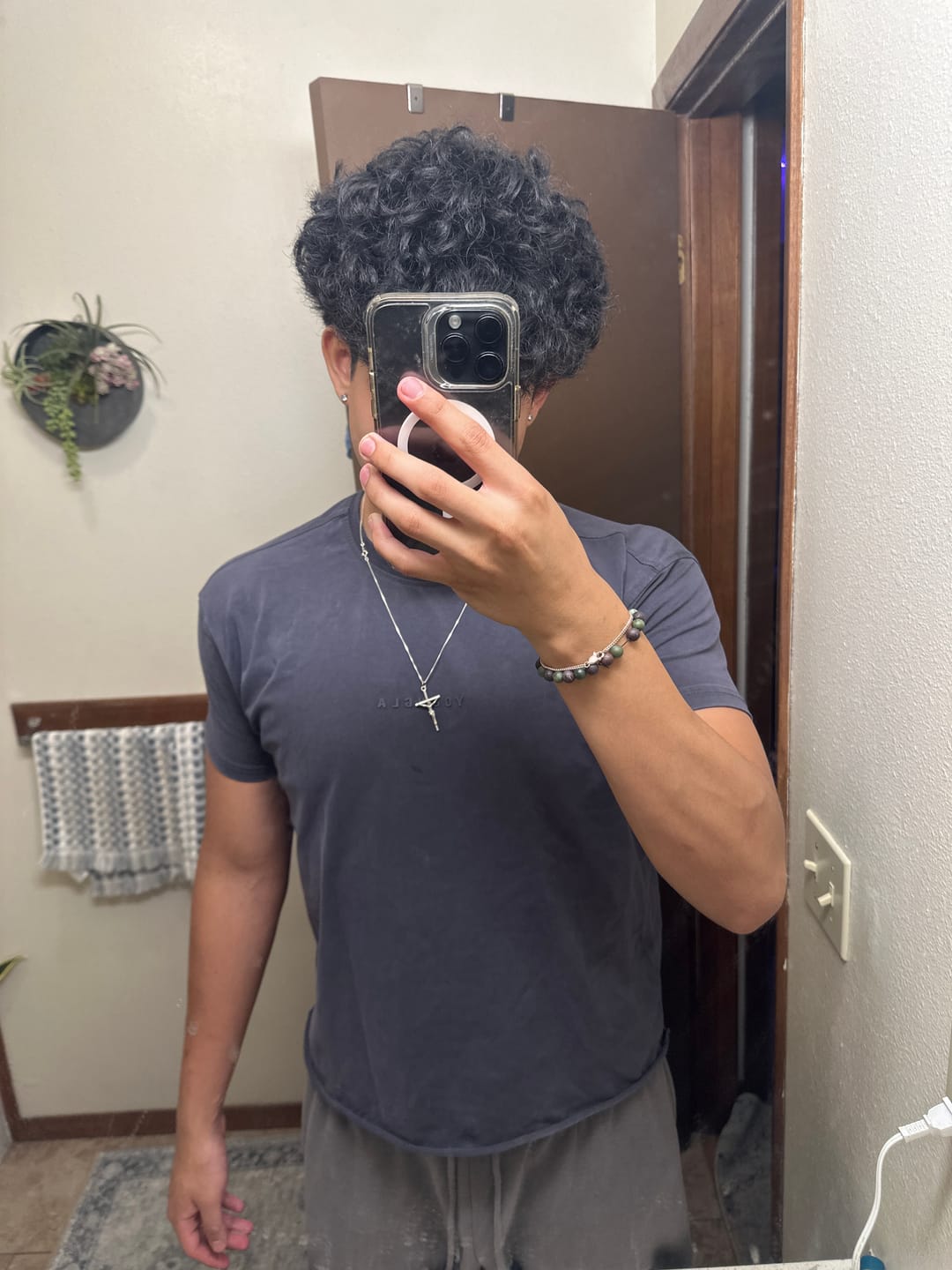 Customer photo review of 4097 - Cropped Tailored Tees