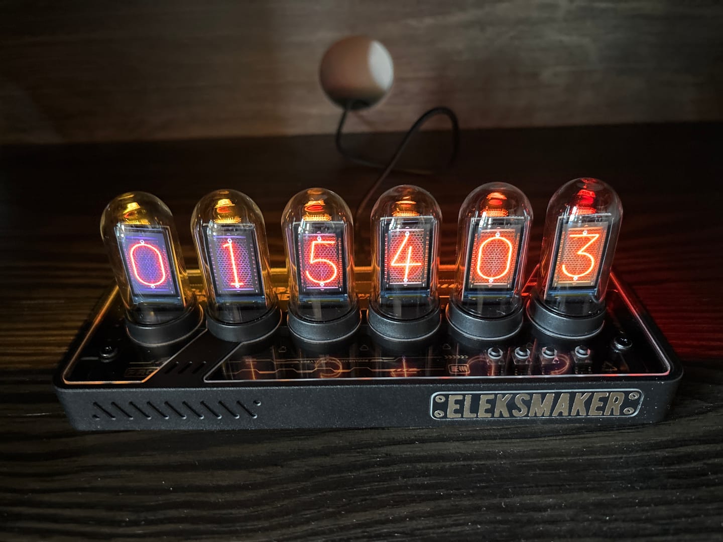 Customer photo review of EleksTube IPS Pro GEN3 Limited Edition 6-Bit Digital Clock