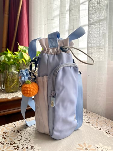 Customer photo review of Pretty Porcelain Bottle Bag