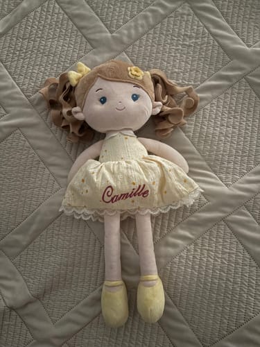 Customer photo review of [EARLY BIRD] Personalized Daisy Girl - Yellow