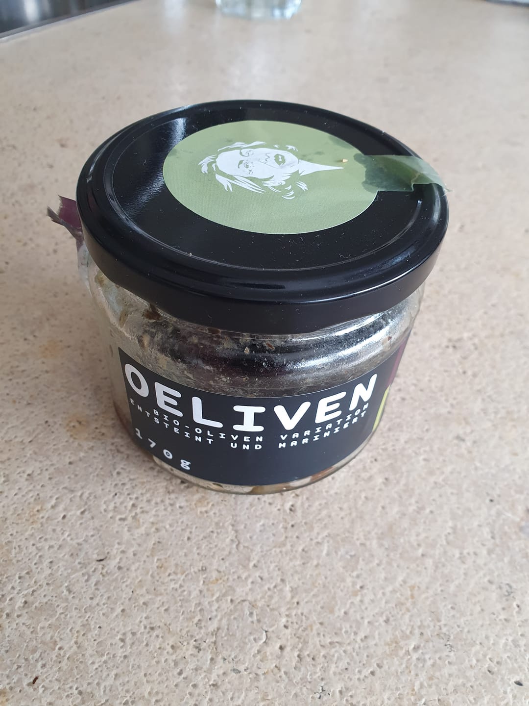 Customer photo review of OELiven Mix-Variation 170 g - Gemischte Bio Oliven mit Kräutern
