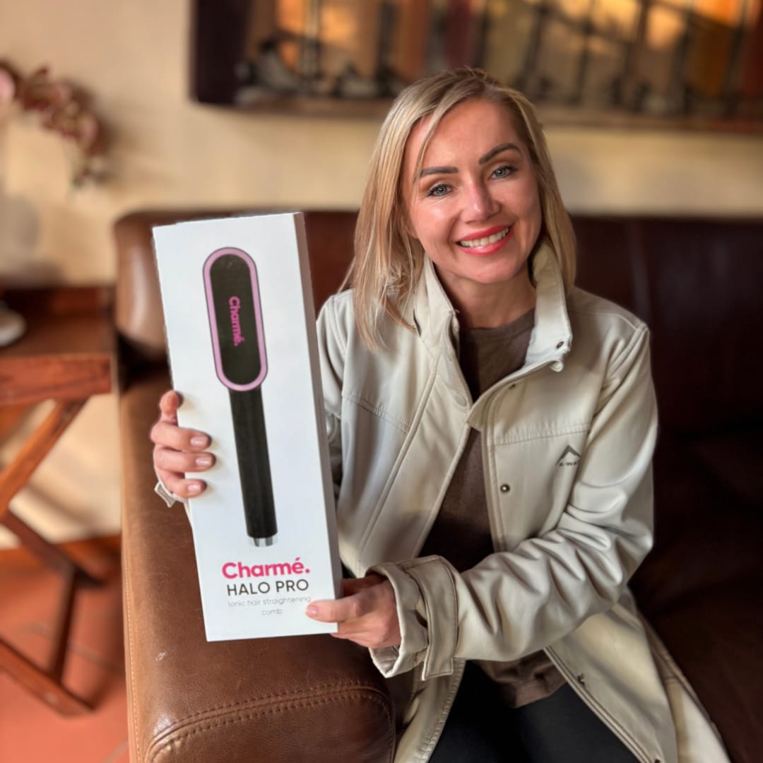 Customer photo review of Charmé Halo Pro – Ultimate One-Pass Straightening Brush