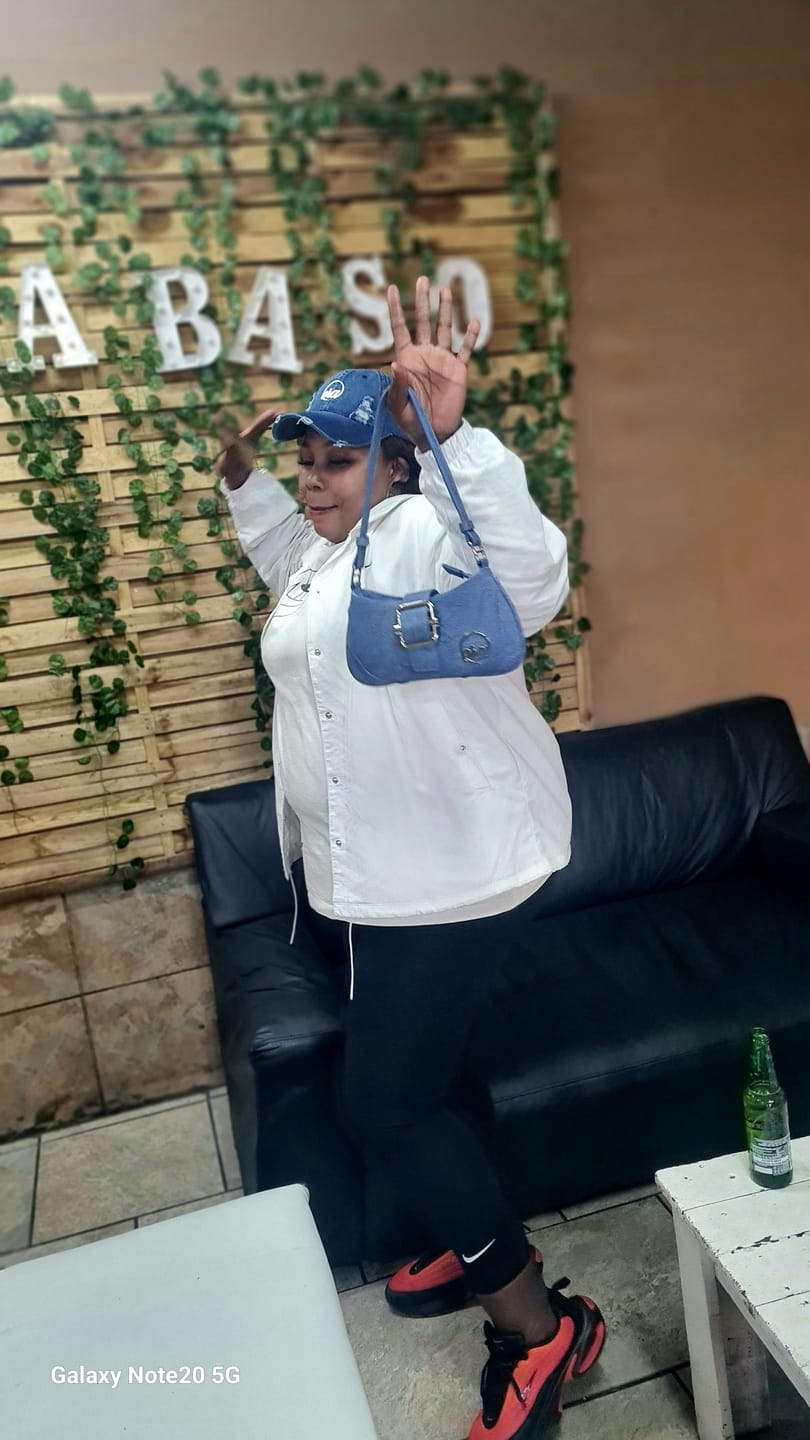 Customer photo review of Era Distressed Denim Cap