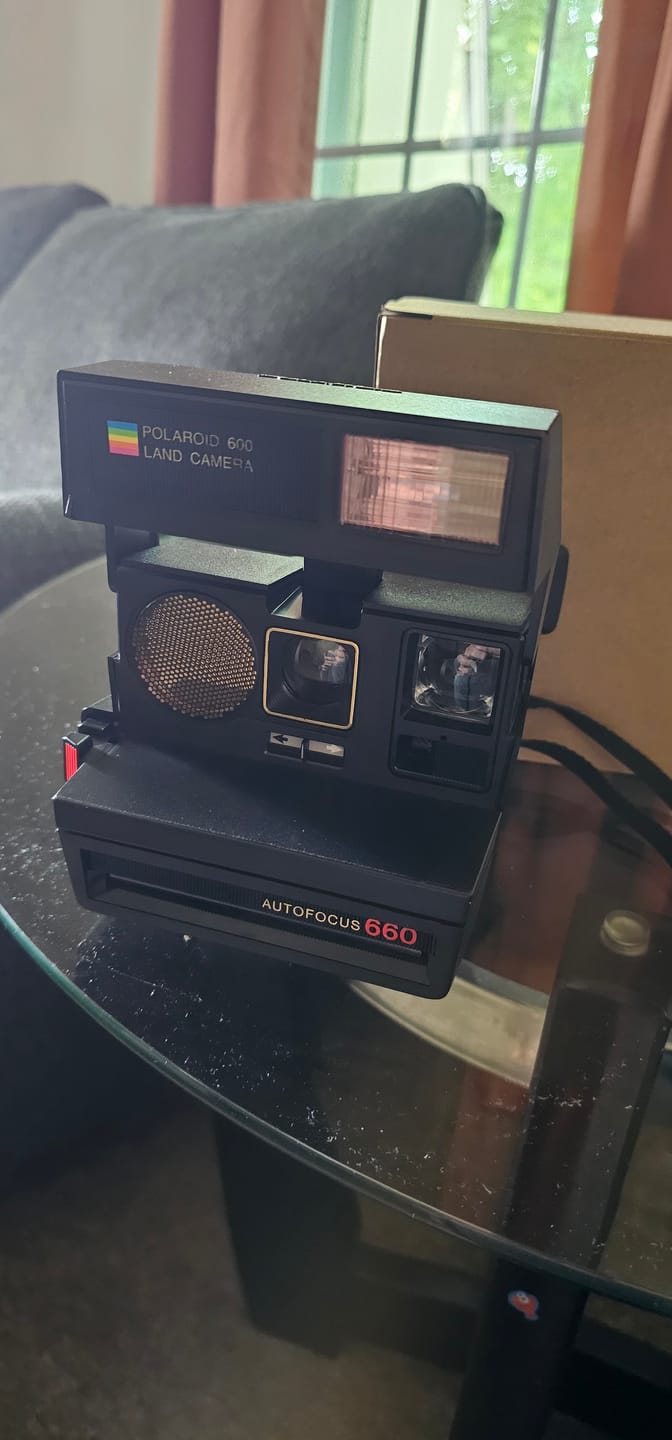 Customer photo review of Polaroid 600 Sun660 Autofocus Instant Film Camera