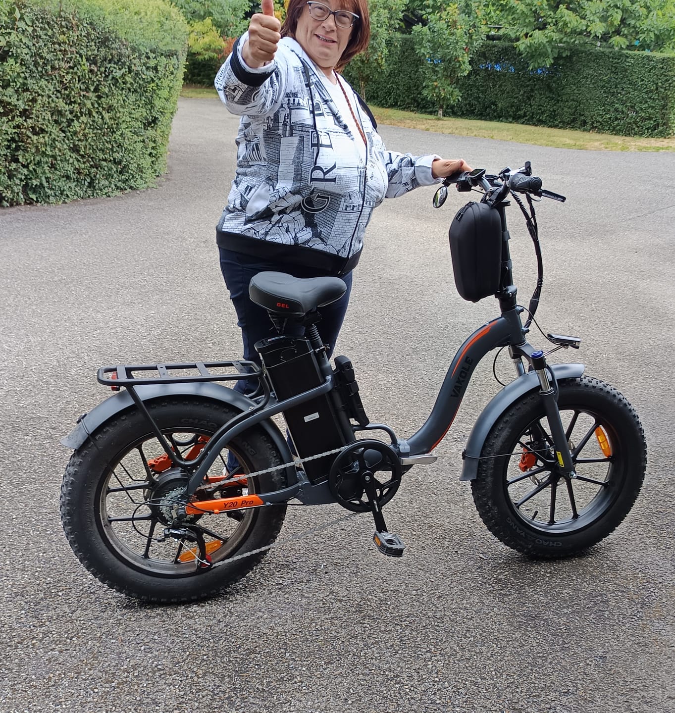 Customer photo review of Vakole Y20 Pro 20" Fat Bike 1440Wh Foldable Step-through E-bike 48V 30Ah Battery