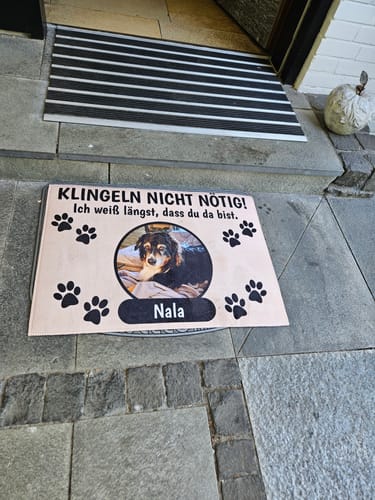 Customer photo review of Klingeln Nicht Nötig | Haustierfoto - Individuelle Fußmatte