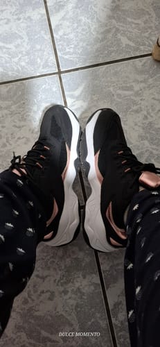 Customer photo review of Tenis Maia V Women