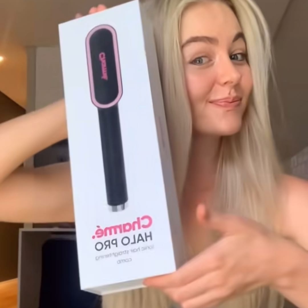 Customer photo review of Charmé Halo Pro – Ultimate One-Pass Straightening Brush