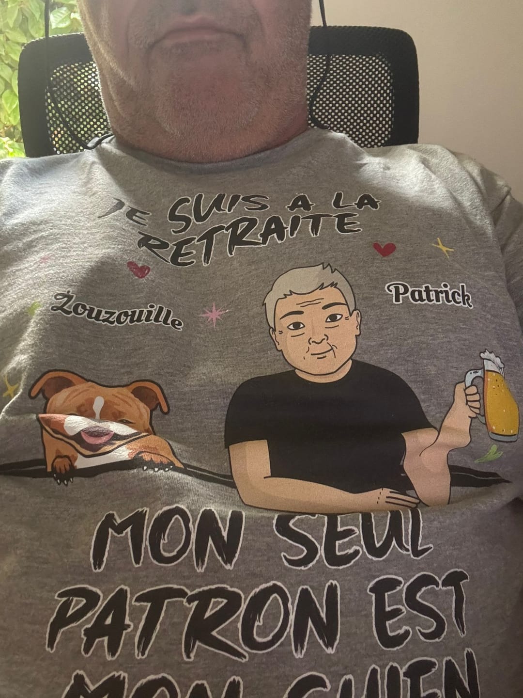 Customer photo review of Je suis à la retraite - T-Shirt personnalisé