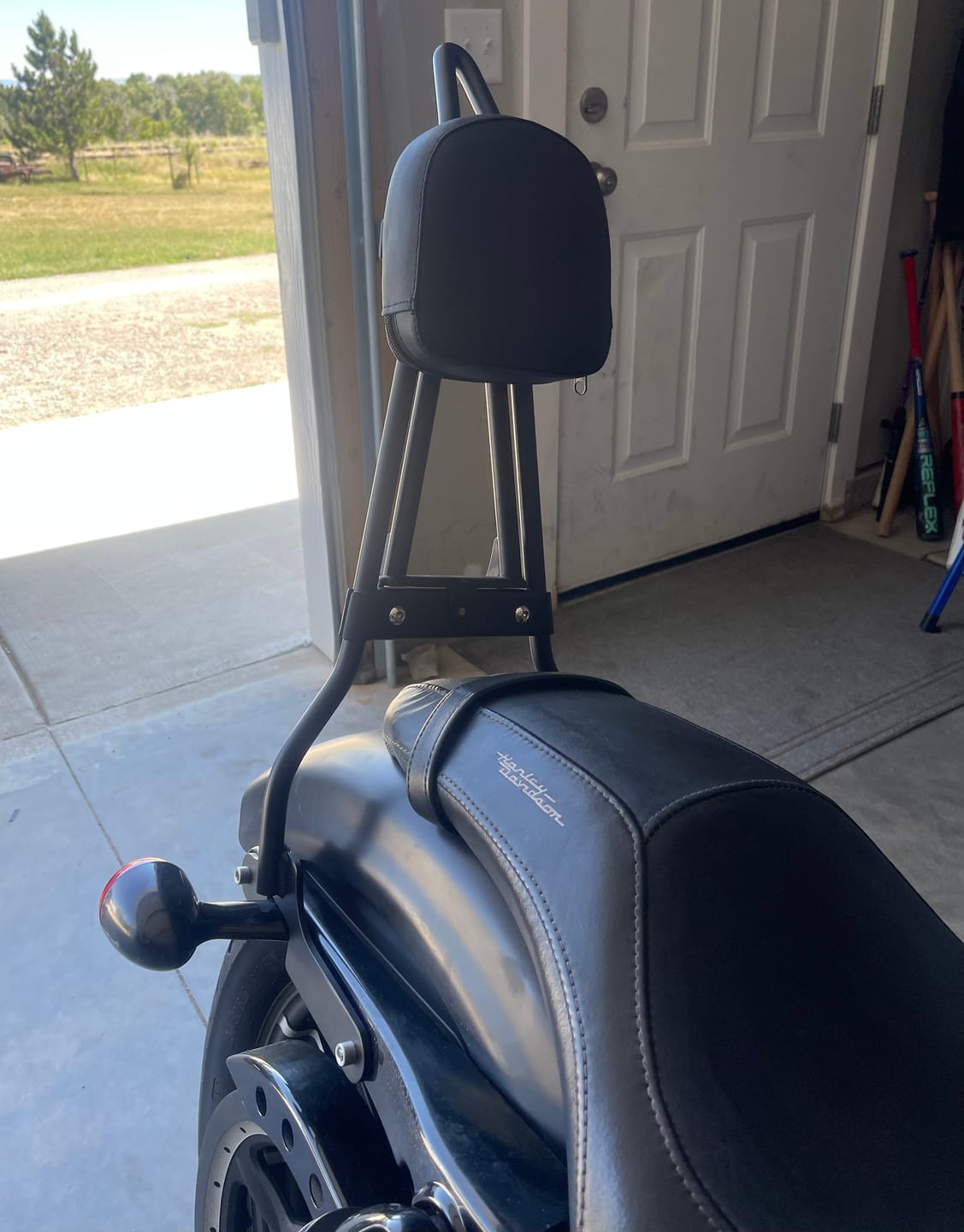 Customer photo review of Viking Iron Born Plain Leather Short Motorcycle Backrest Pad for Harley Davidson Foldable Sissy Bar