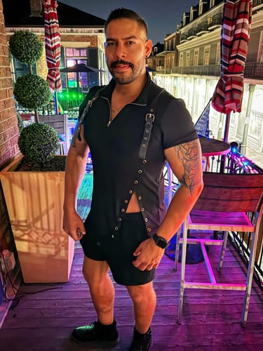 Customer photo review of Mens Leather Buckle Patchwork Textured Short Sleeve T-Shirt SKUK97860