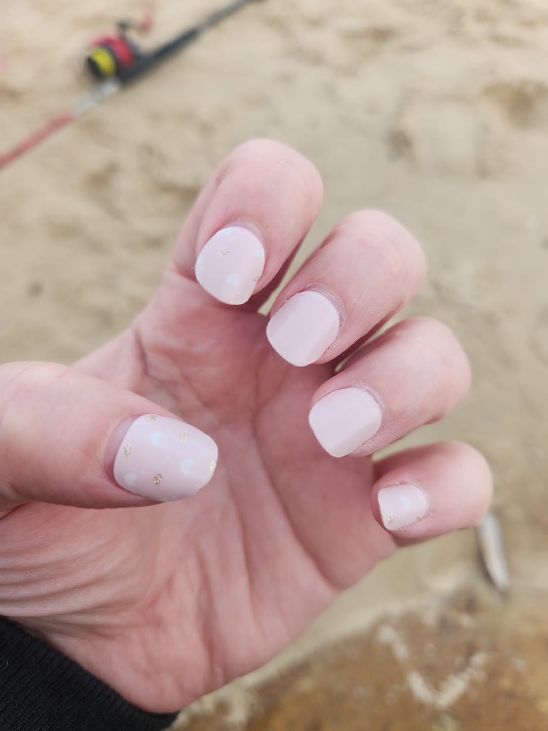 Customer photo review of Pink Gold Flutter Hearts DIY Semicured Gel Nail Sticker Kit (LIMITED EDITION)