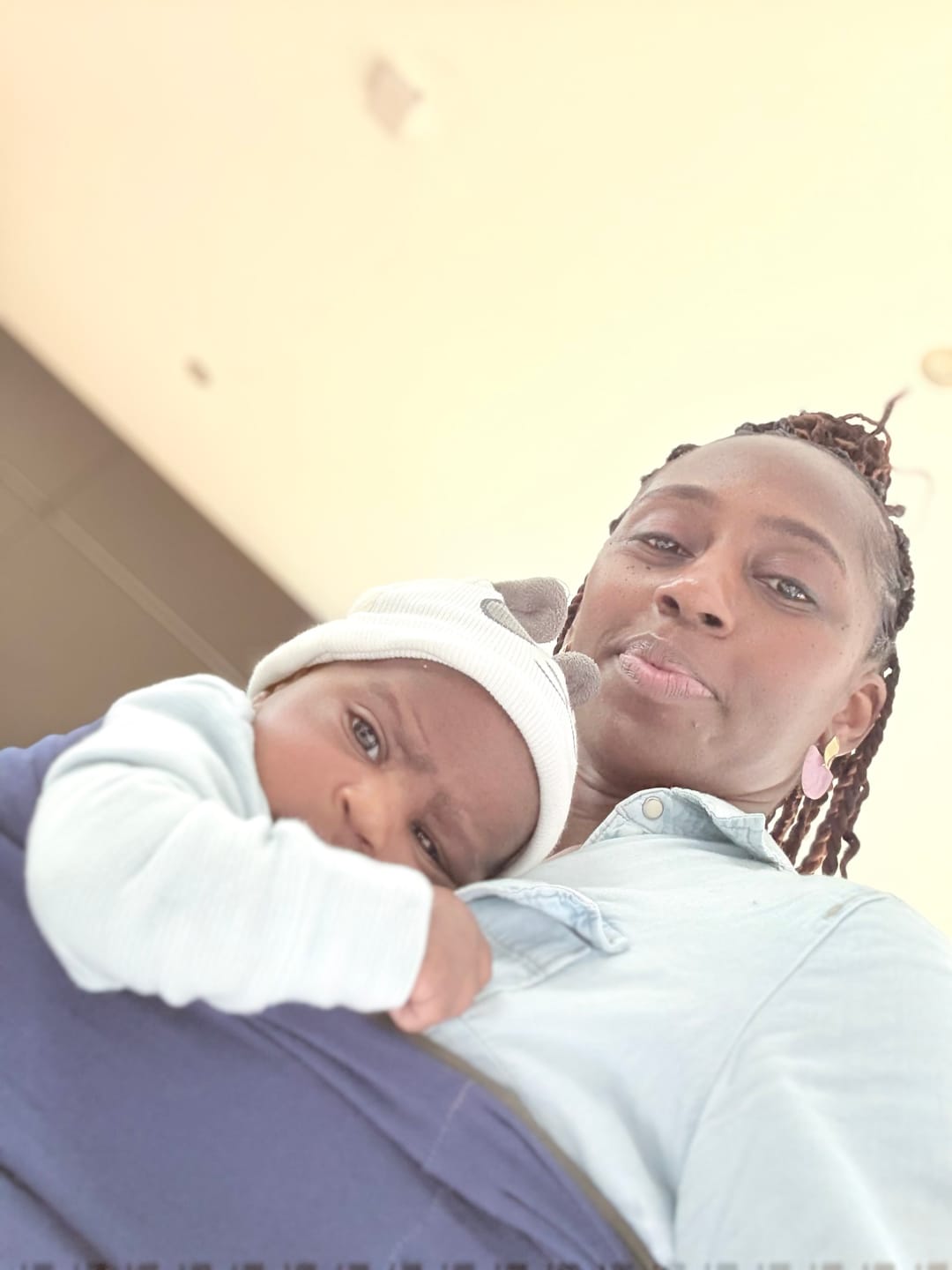 Customer photo review of Mama's Bonding Comforter