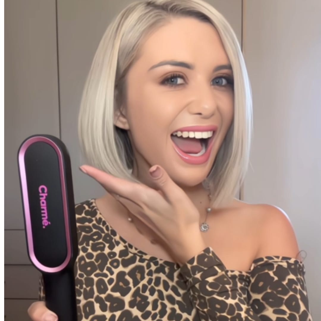 Customer photo review of Charmé Halo Pro – Ultimate One-Pass Straightening Brush