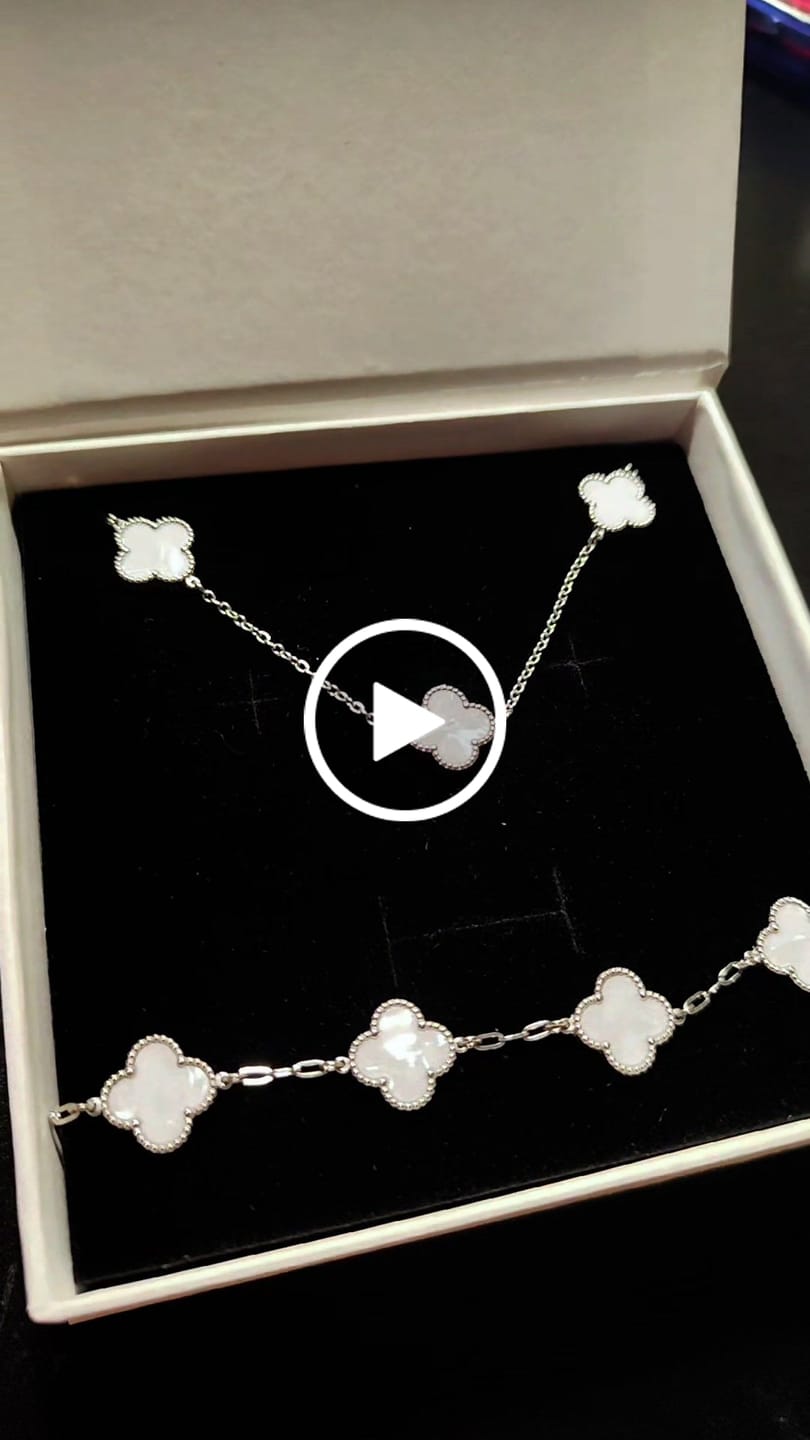 Customer video review of Set Bratara + Colier Argintiu Flower
