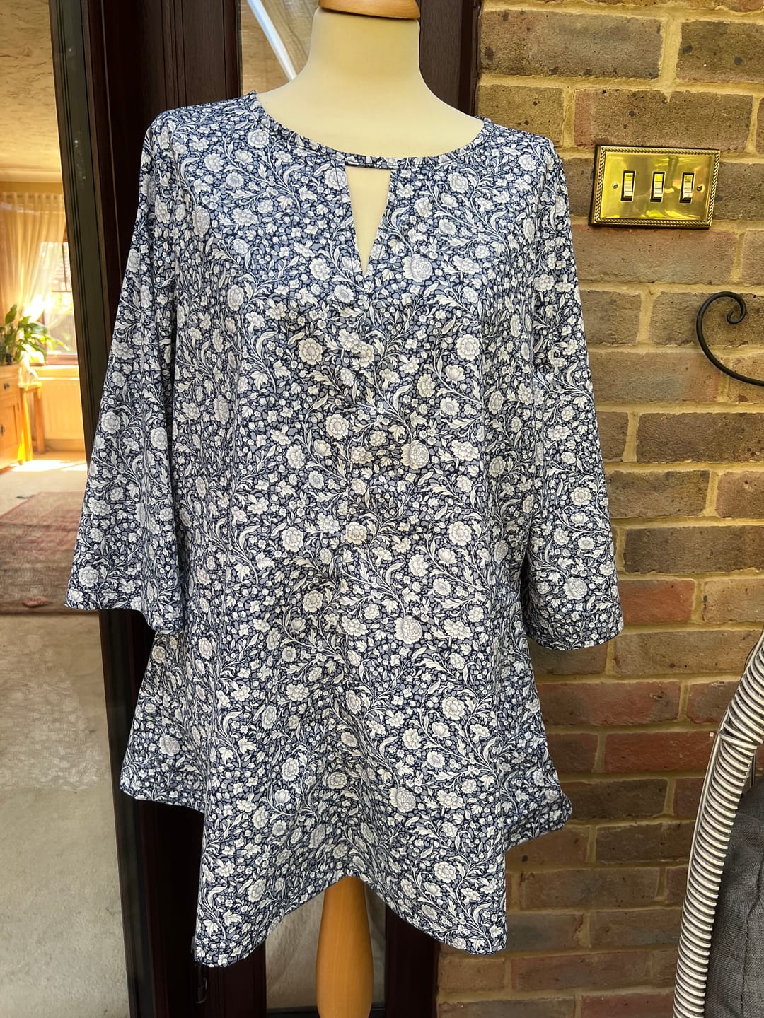 Customer photo review of Elegant Floral Rose & Hubble Cotton Poplin Fabric