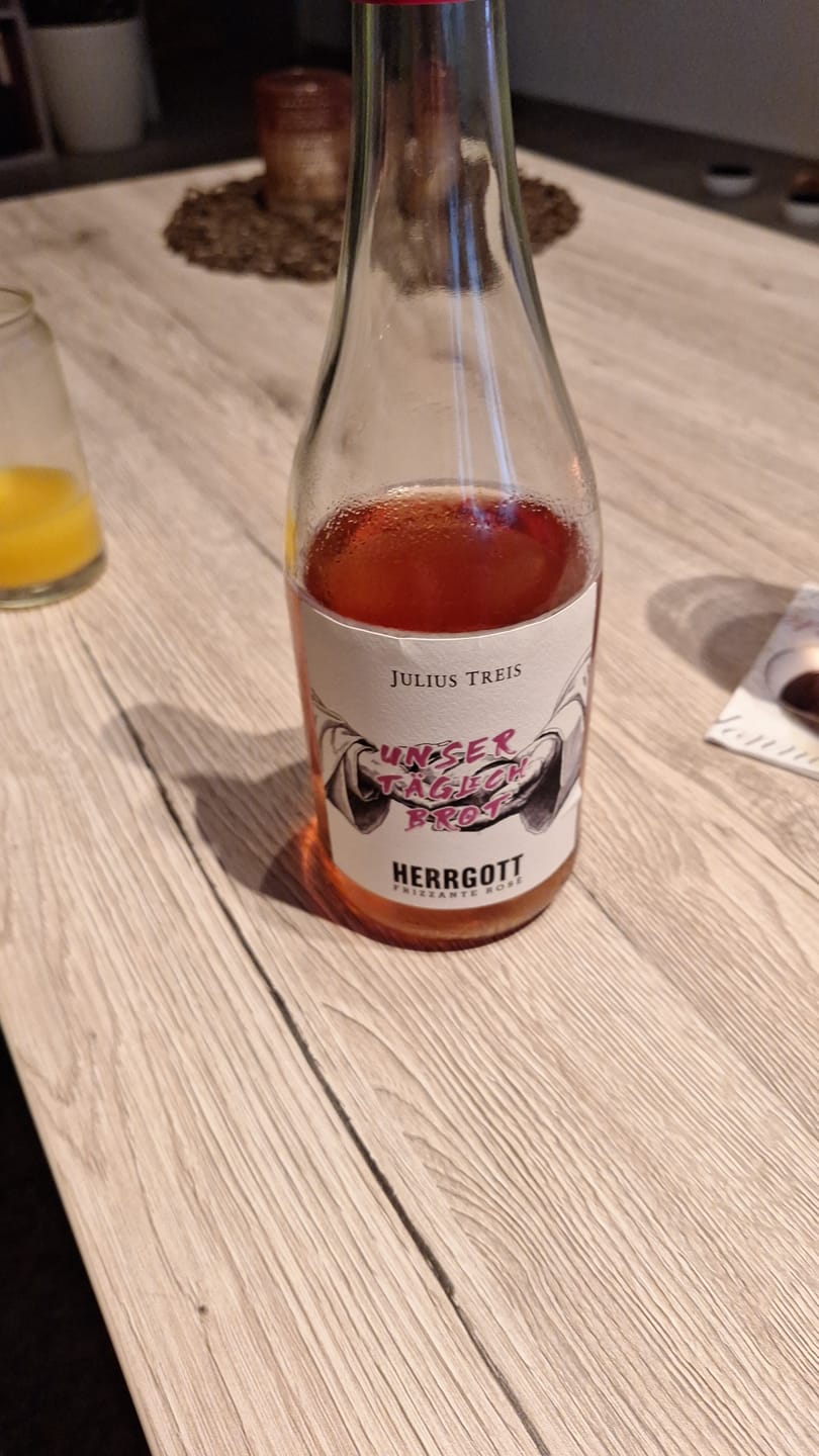 Customer photo review of Unser täglich Brot - Frizzante Rosé