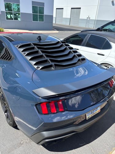 Customer photo review of For Ford Mustang 2024-2025 Matte Black Sunshade Rear Window Louver