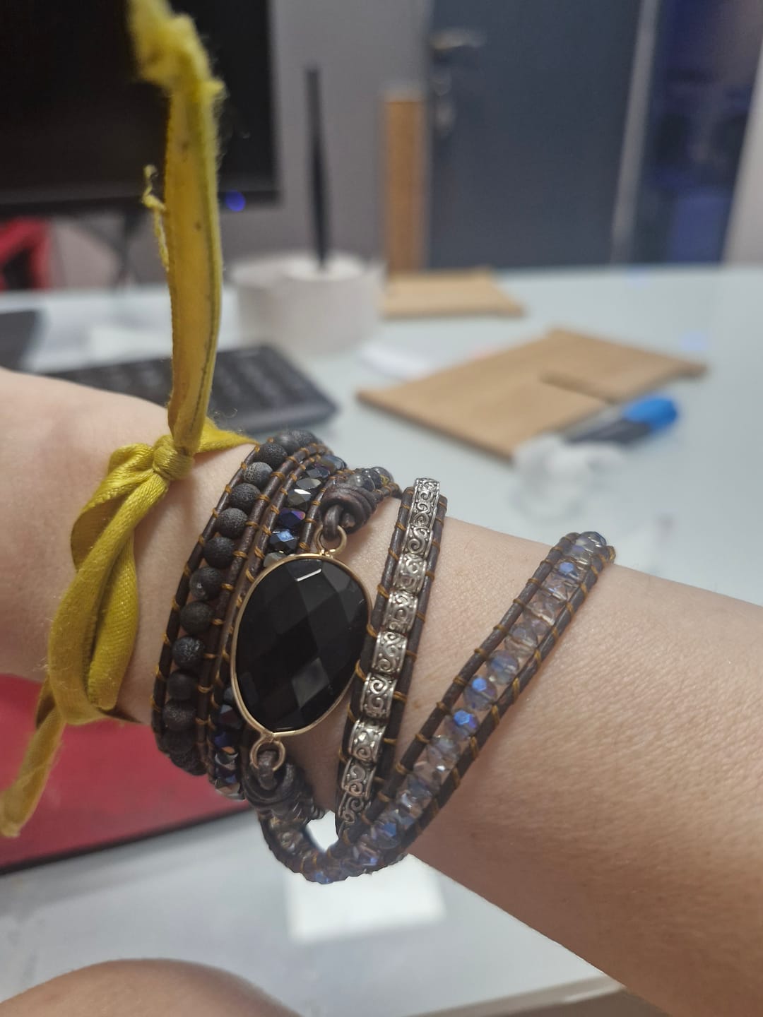 Customer photo review of צמיד ריפוי ONYX רב עוצמה