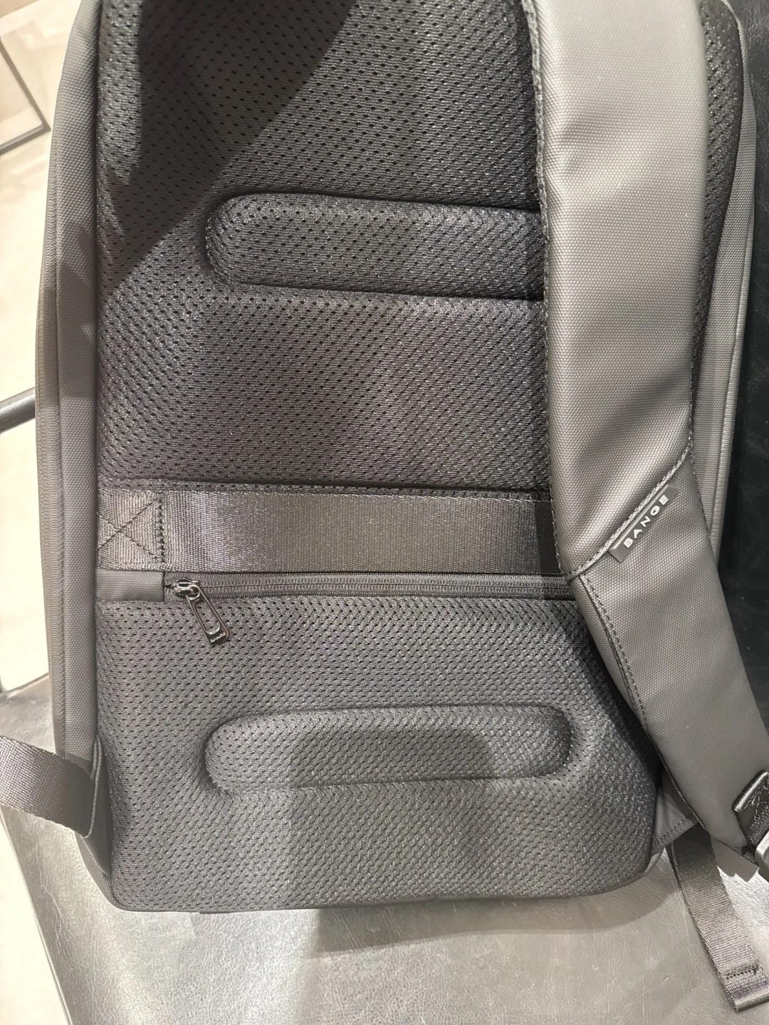 Customer photo review of Sac à Dos Antivol imperméable