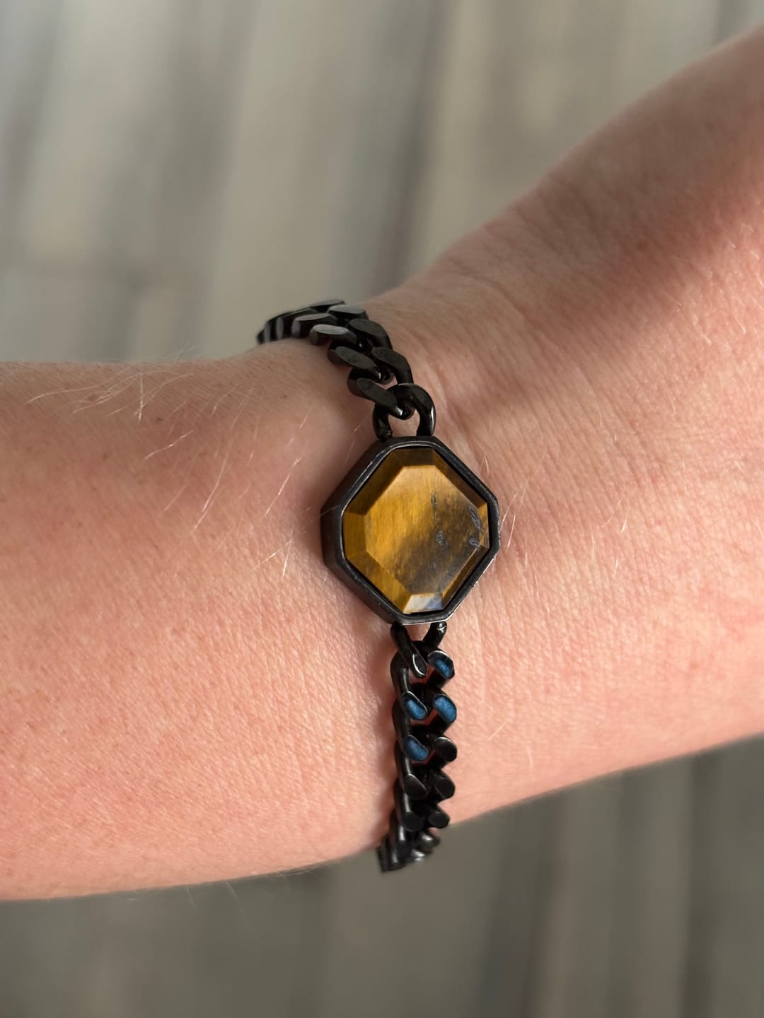 Customer photo review of Classic Armband - Tigerauge - Schwarz - Für Ihn