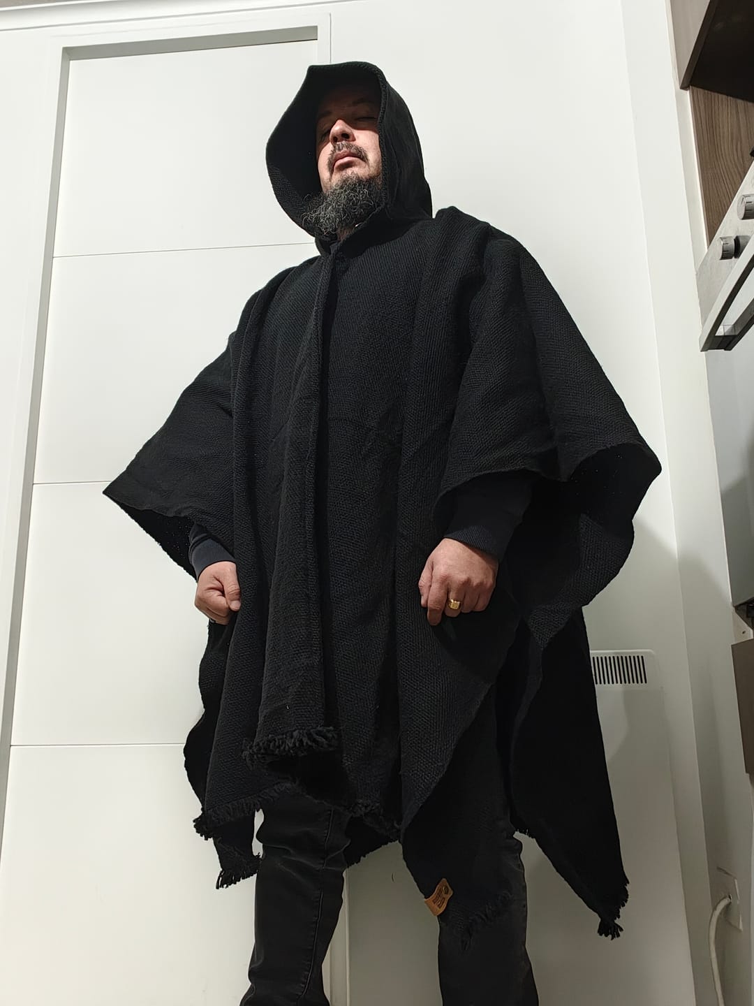 Customer photo review of PONCHO PREMIUM NEGRO