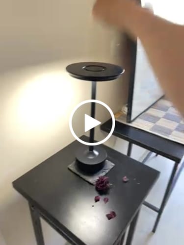 Customer video review of Bordslampa Iron - Portabel - Batteridriven 4000 mAH