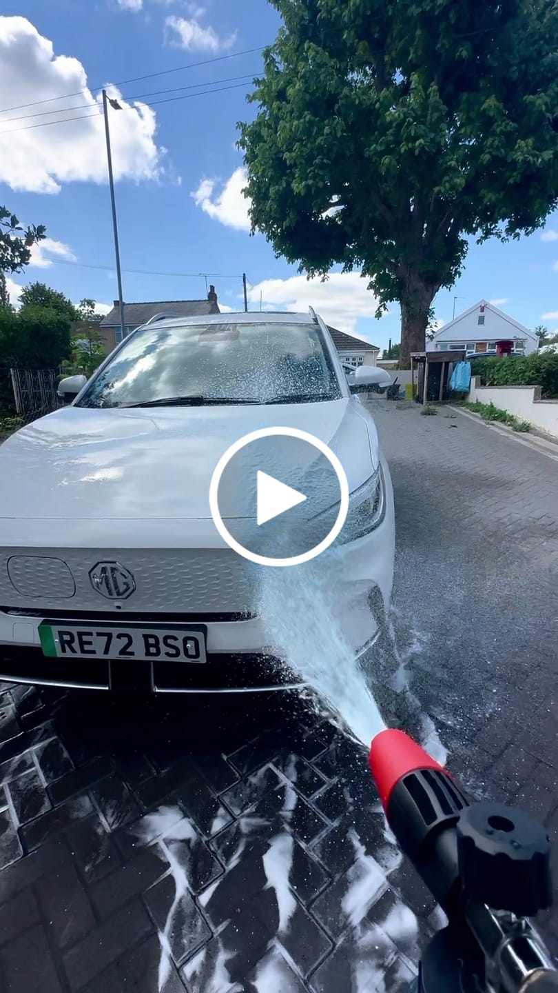 Customer video review of EZ Advanced Snow Foam Lance