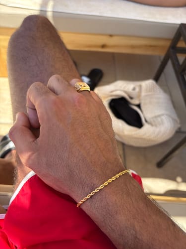 Customer photo review of CLEAN ROPE BRACELET. - 3MM GOLD