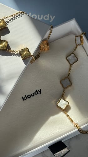Customer photo review of Celine Clover Bracelet