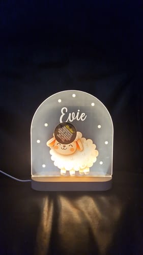 Customer photo review of Schaap - Nachtlampje met eigen naam