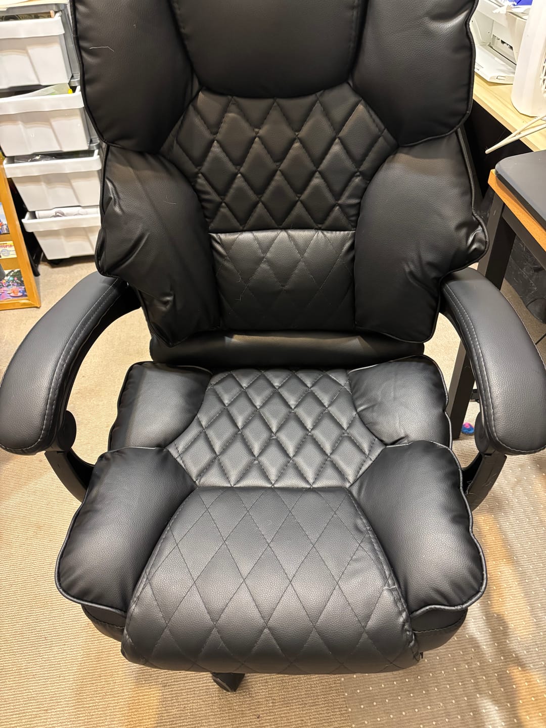 Customer photo review of Levede Gaming Chair Office Computer with Footrest with Footrest