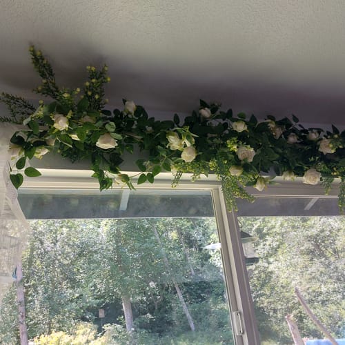 Customer photo review of Bulk 2Pcs Blooming Rose Hanging Flowers Garland Vine for Outdoors Ceremony Wedding Arch Wholesale