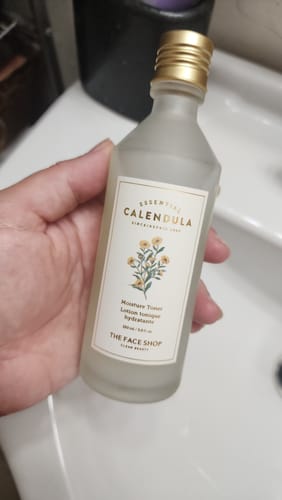 Customer photo review of [The face shop] Calendula Essential Moisture Toner 150ml