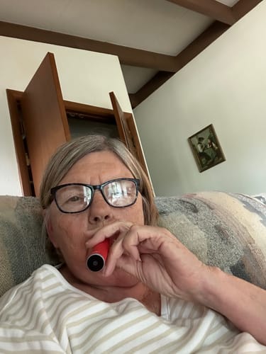 Customer photo review of Fume Ultra 2500 Puffs