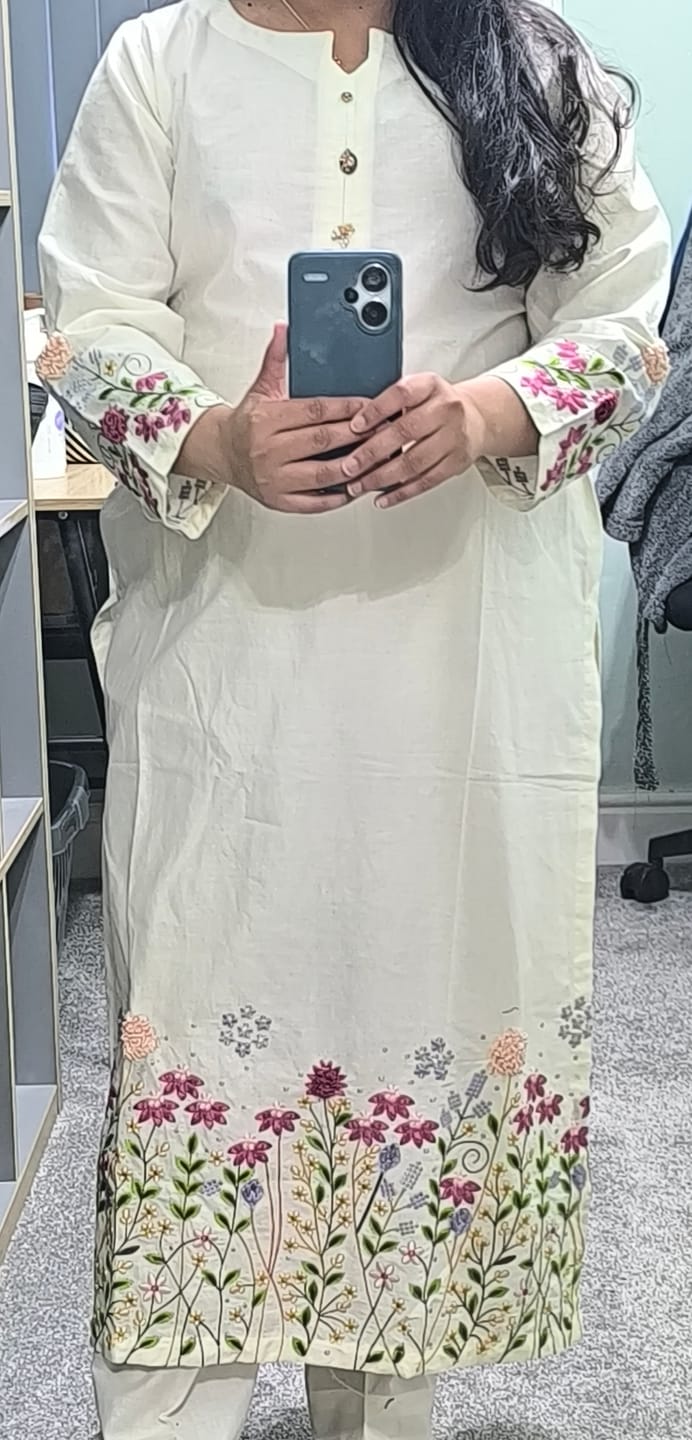Customer photo review of MSBMT-19 - Ravena - White  - Readymade Outfit - 2 Piece Suit 2025