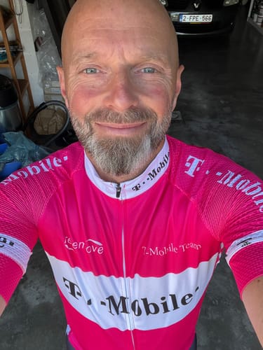Customer photo review of T-Mobile Retro Short Sleeve Cycling Kits