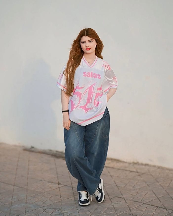 Customer photo review of Aelfric Eden  Baggy Barrel Big Pocket Jeans